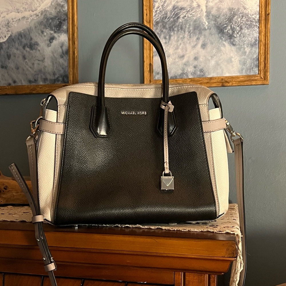 Michael Kors satchel/crossbody bag